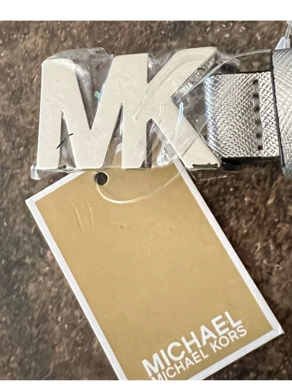 Michael Kors Reversible Silver and Black Women’s Belts - Picture 2 of 8